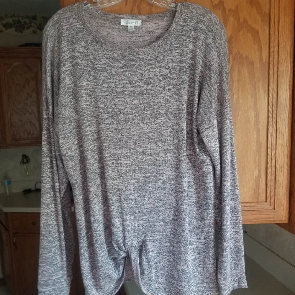 JILLIAN  N WOMENS SWEATSHIRT SIZE M